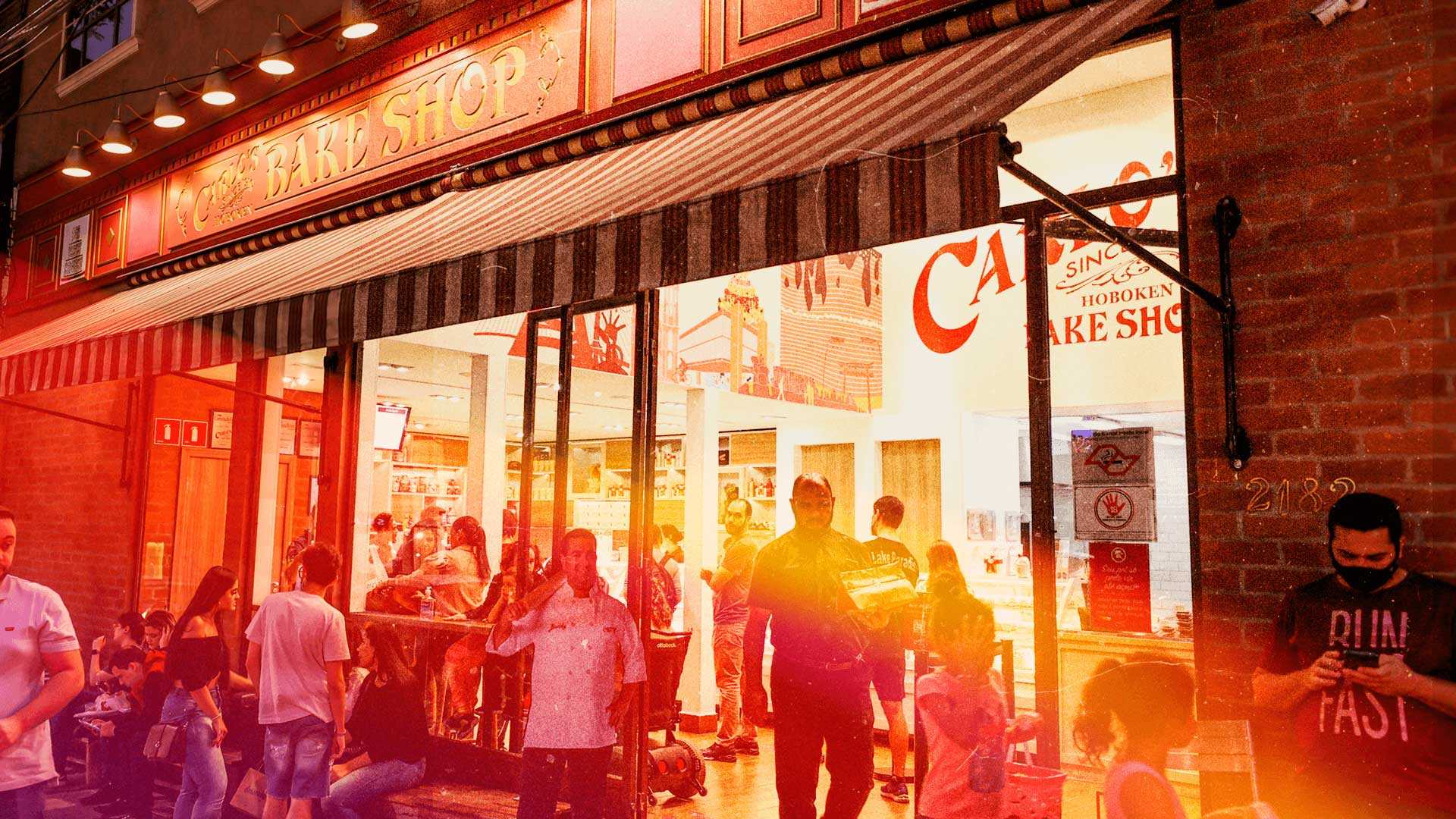 Foto da fachada da loja Carlo's Bakery na Rua Bela Cintra, Jardins, São Paulo